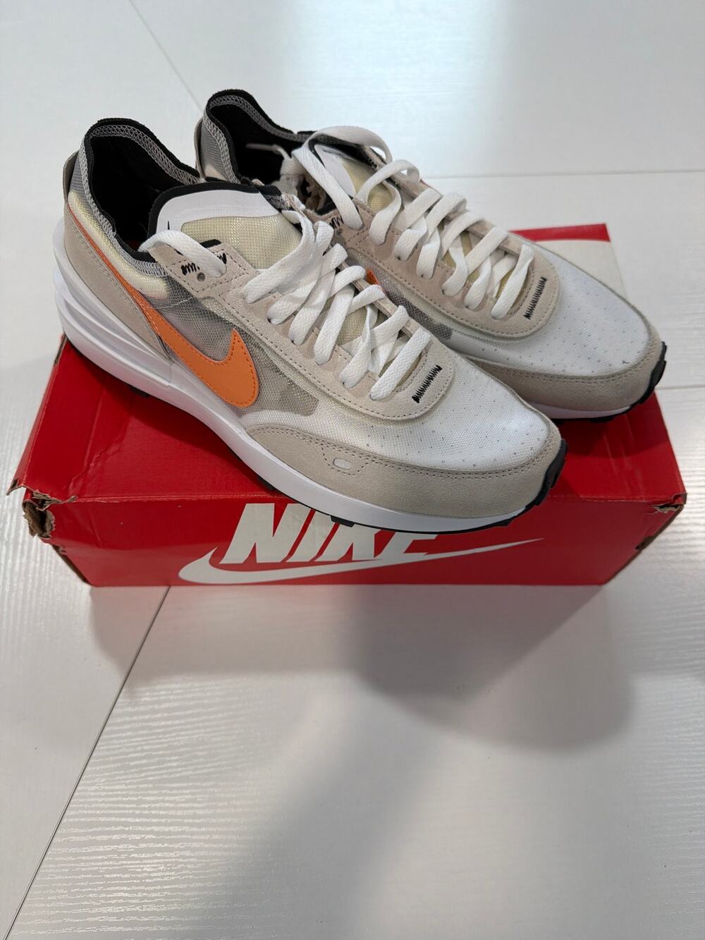 NIB Nike Waffle One Sneakers Size 9.5